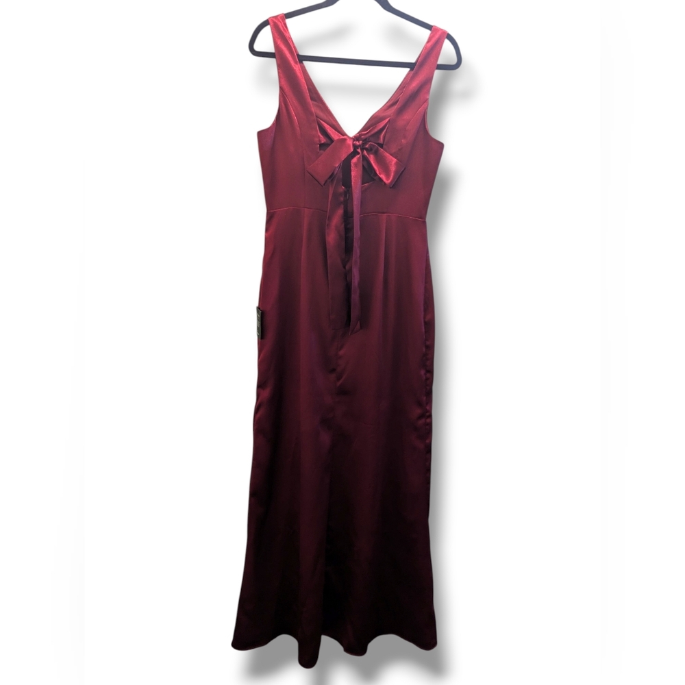 Lulu's Forever Special Burgundy Satin Sleeveless Tie-Back V-neck Maxi Dress- M - Picture 6 of 14